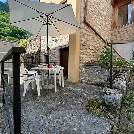 Holiday home L'arco Di Fondarca