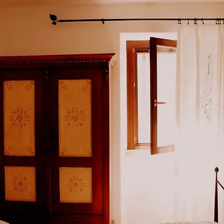 L'arco Di Fondarca *