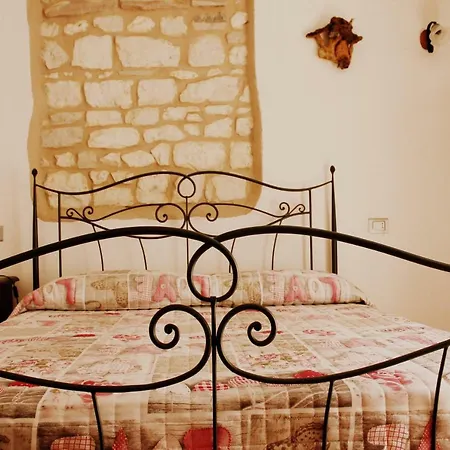 L'arco Di Fondarca *